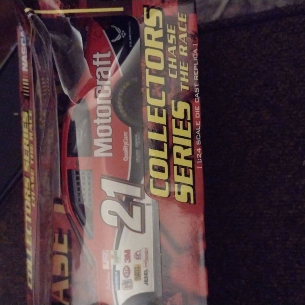 NASCAR collector's series 2001 #21